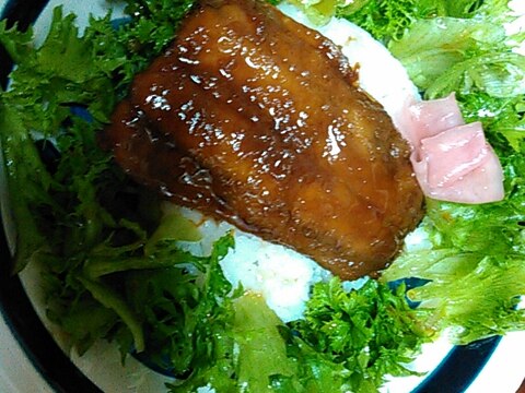 わさび菜たっぷりイワシの蒲焼き丼